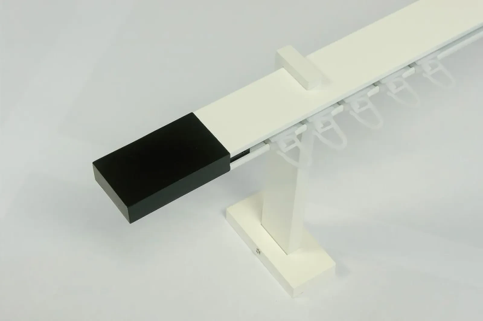 Garniža SQUARE LINE biela 1dr. - kon. čierna LINE