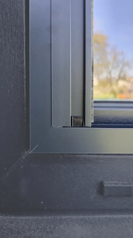 Sieťky proti hmyzu na DVERE - PLISSÉ KLIK - bežné odtiene 13