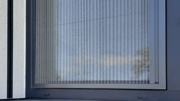 Sieťky proti hmyzu na DVERE - PLISSÉ KLIK LUX - bežné odtiene 6